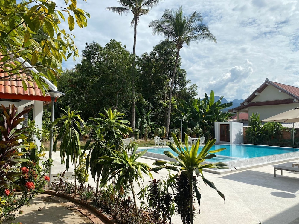 Vangsavath Hotel 77/81