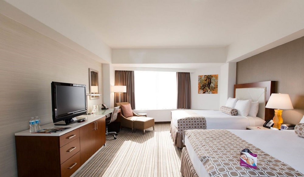 Crowne Plaza Seattle Hotel 15/80
