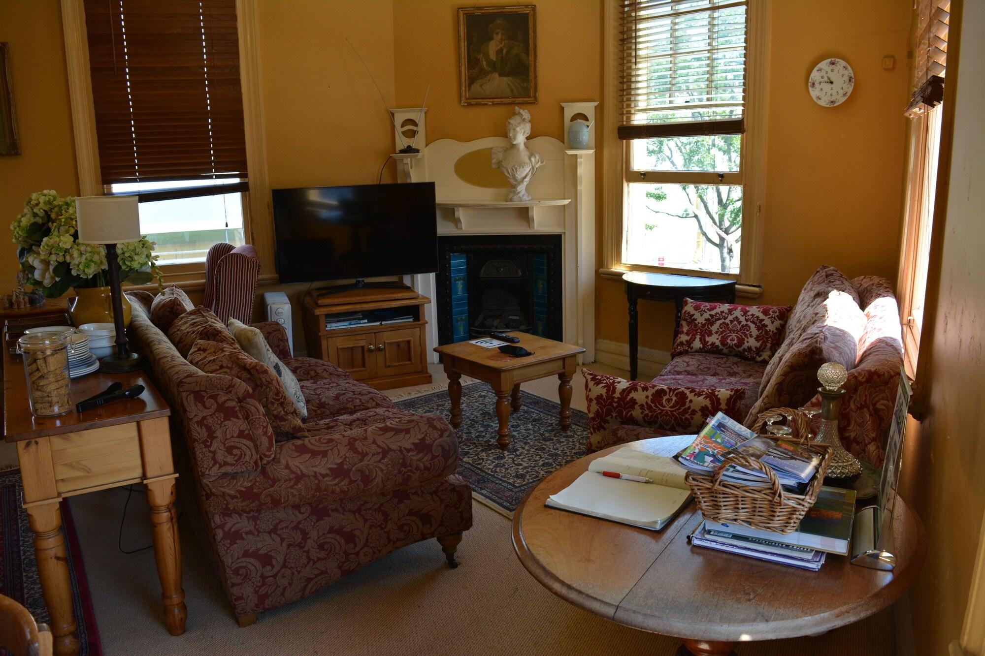 AUSTRALIAN HERITAGE HOTEL 34/53