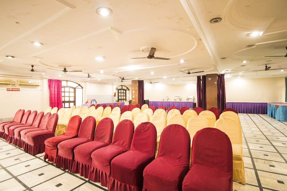 HOTEL JHANVI DALE 18/29