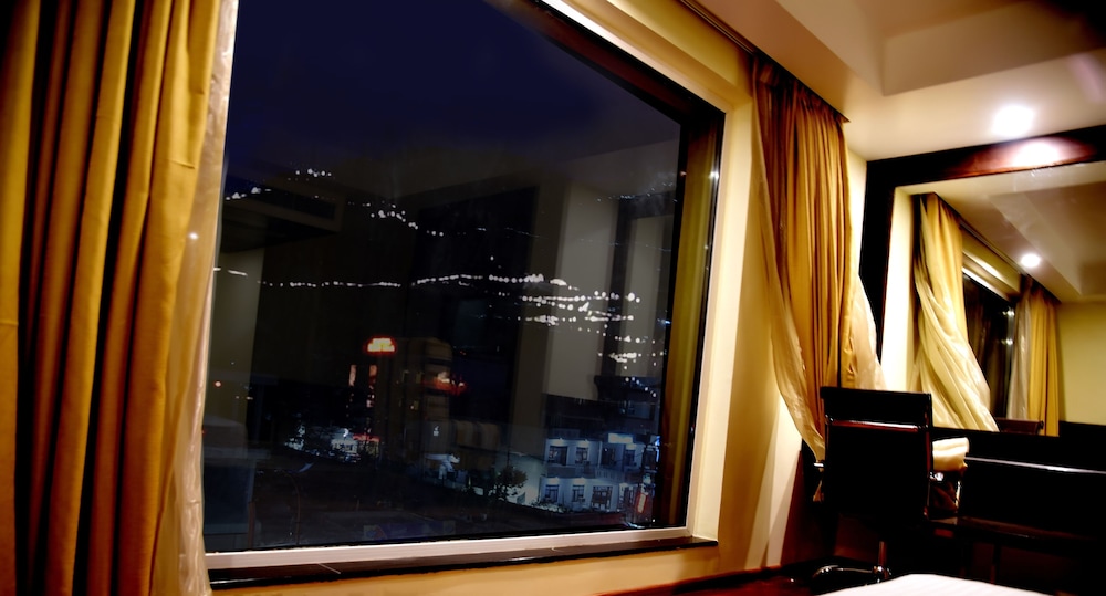 Clarks Inn Suites Katra 22/50