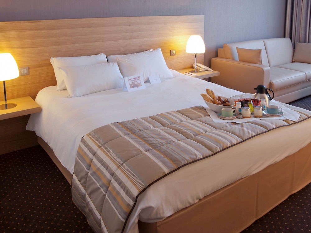 Mercure Bordeaux Lac Hotel 23/77