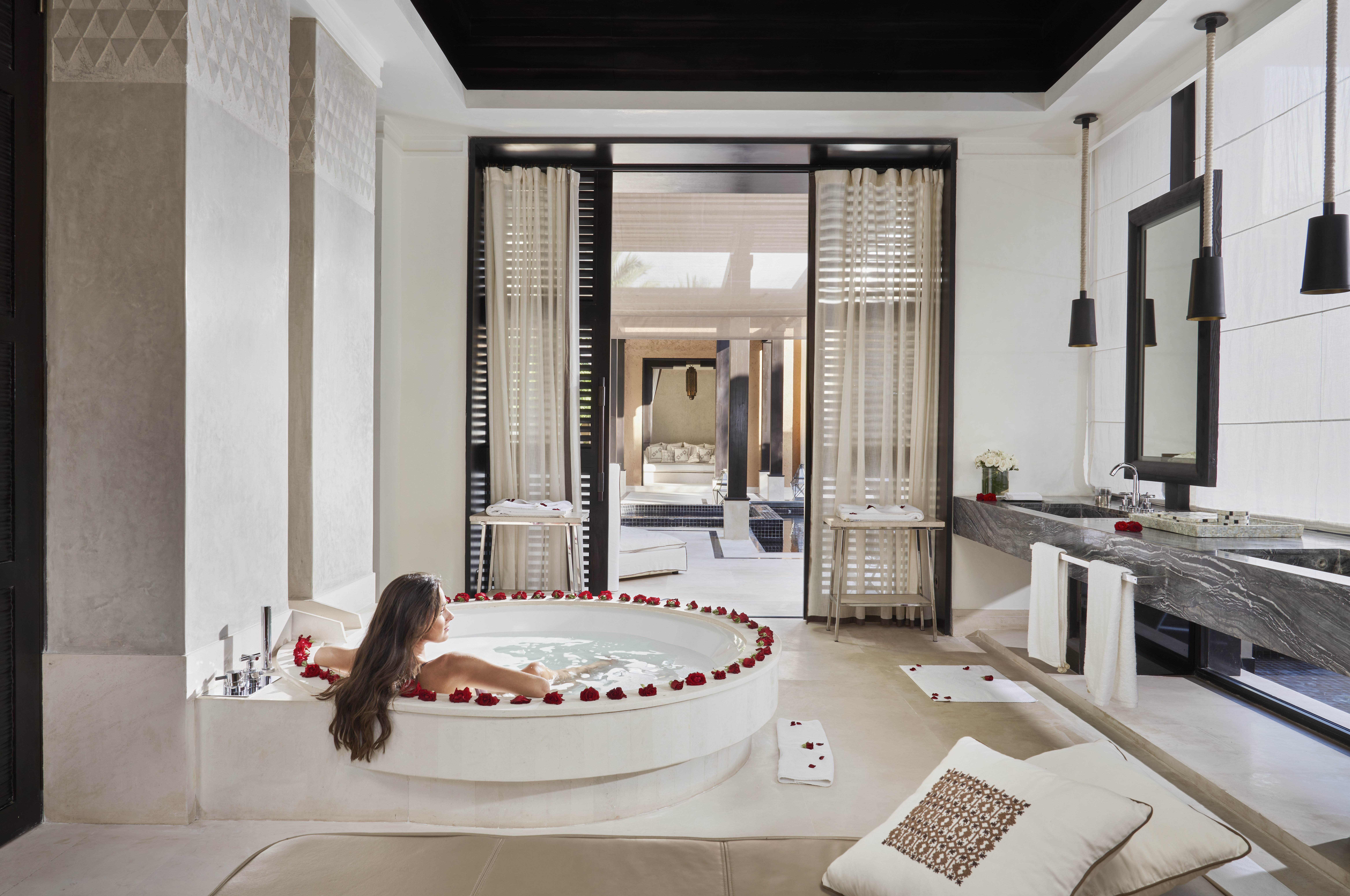 MANDARIN ORIENTAL MARRAKECH 70/71