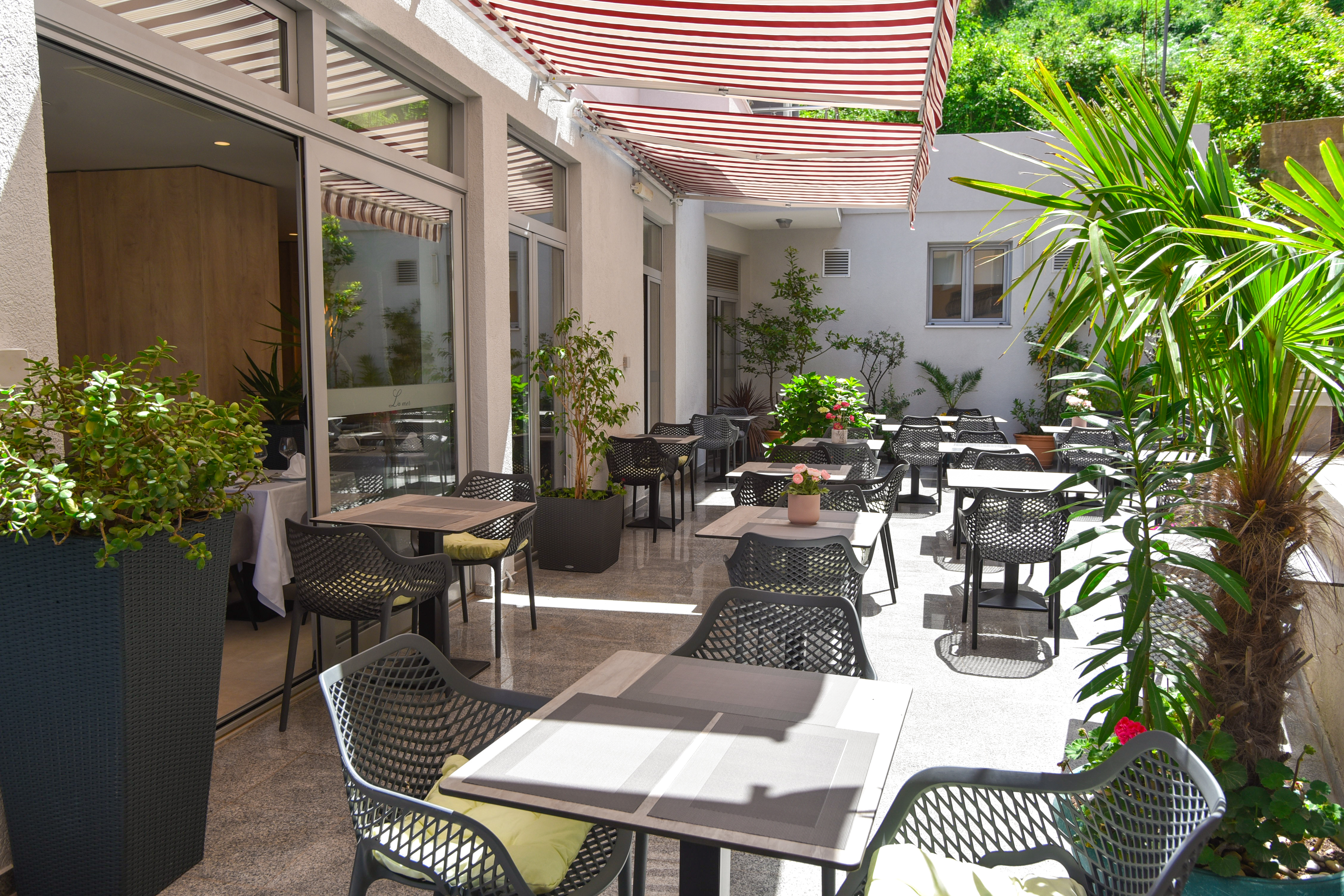 Hotel La Mer 53/65