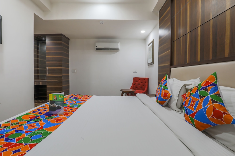 Fabhotel Sapphire Inn Mansarovar 42/50