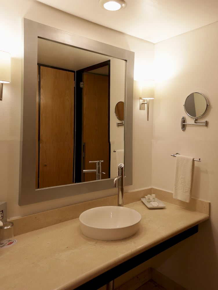 Hotel & Suites PF 40/43