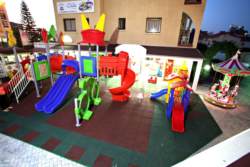 Windmills Hotel Apartments 49/61