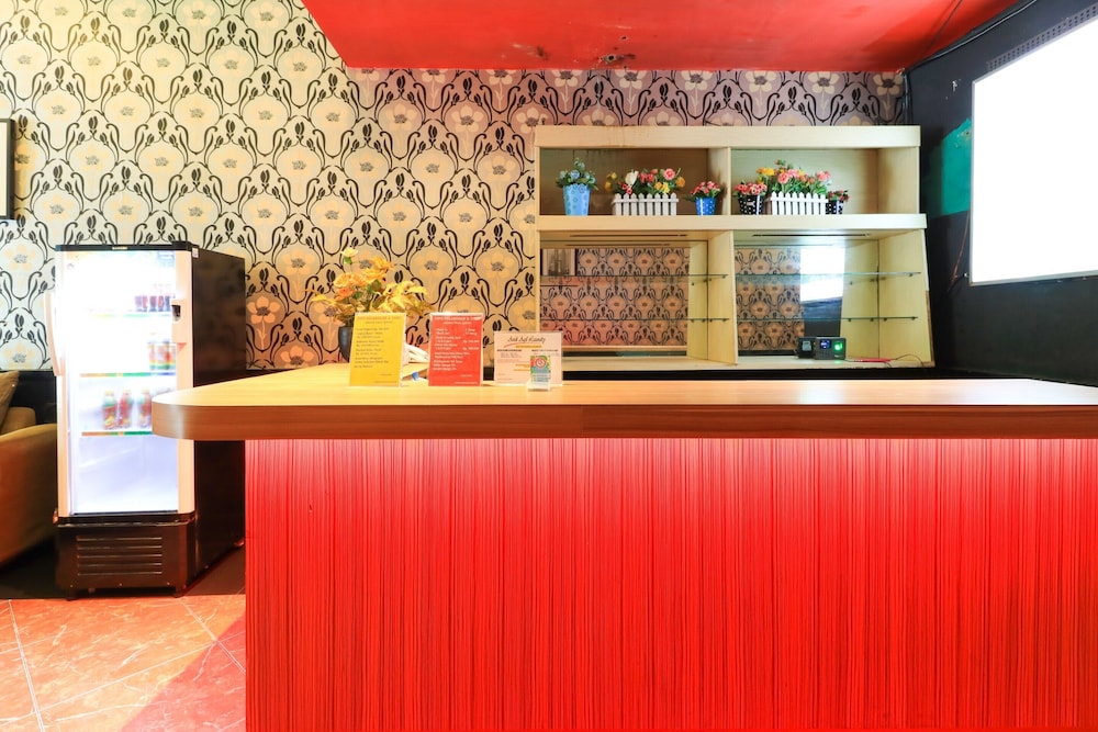 Labuana Homestay & Cafe Garden by ZUZU 7/26