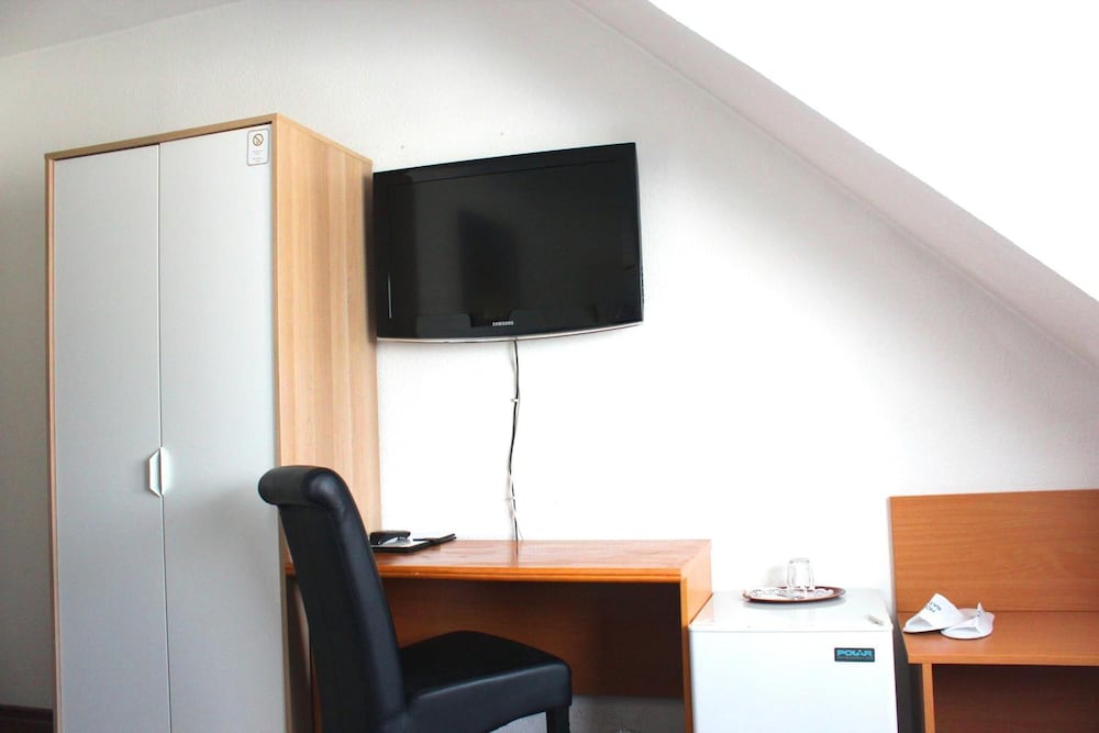 Rugs Hotel Dusseldorf 41/50