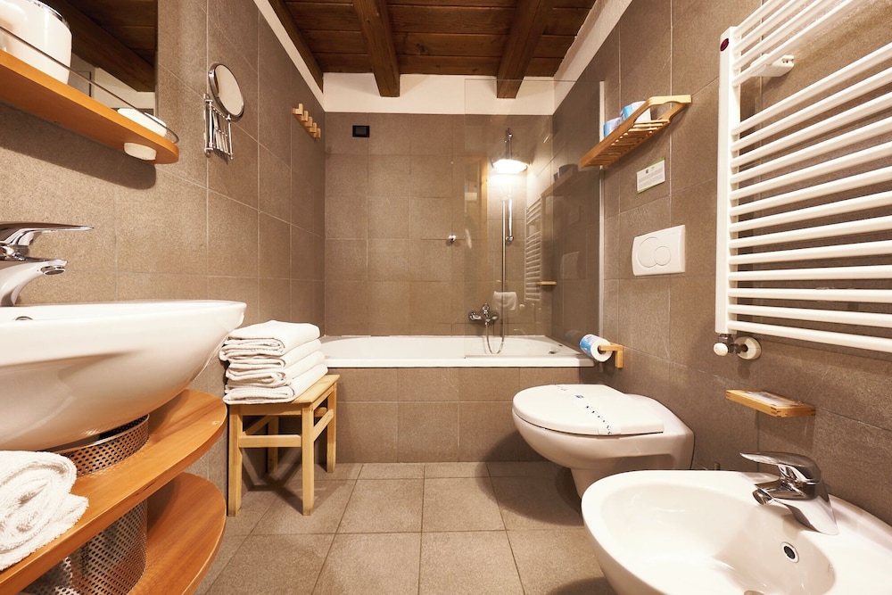 iH Hotels Courmayeur Mont Blanc Resort 46/46