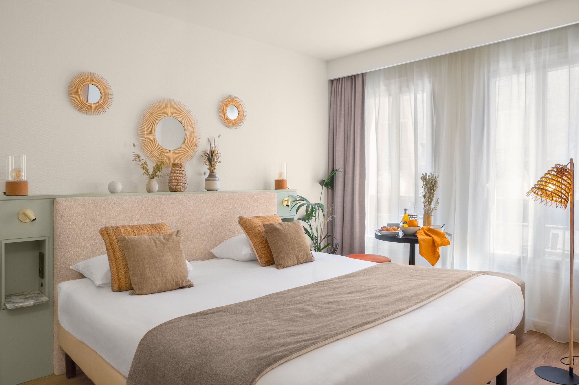2 BEDROOMS, COMFORT, APARTMENT