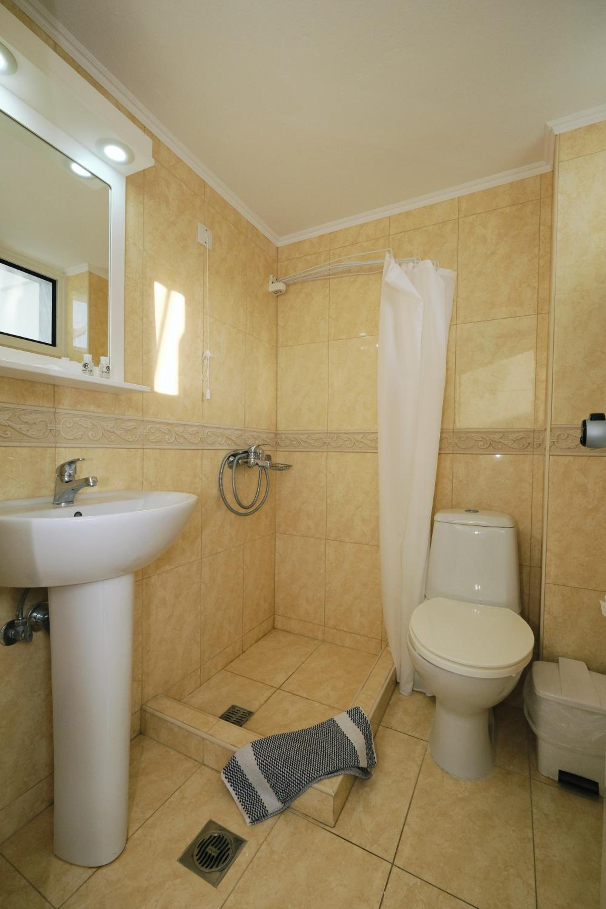 Ifestos Hotel 53/55