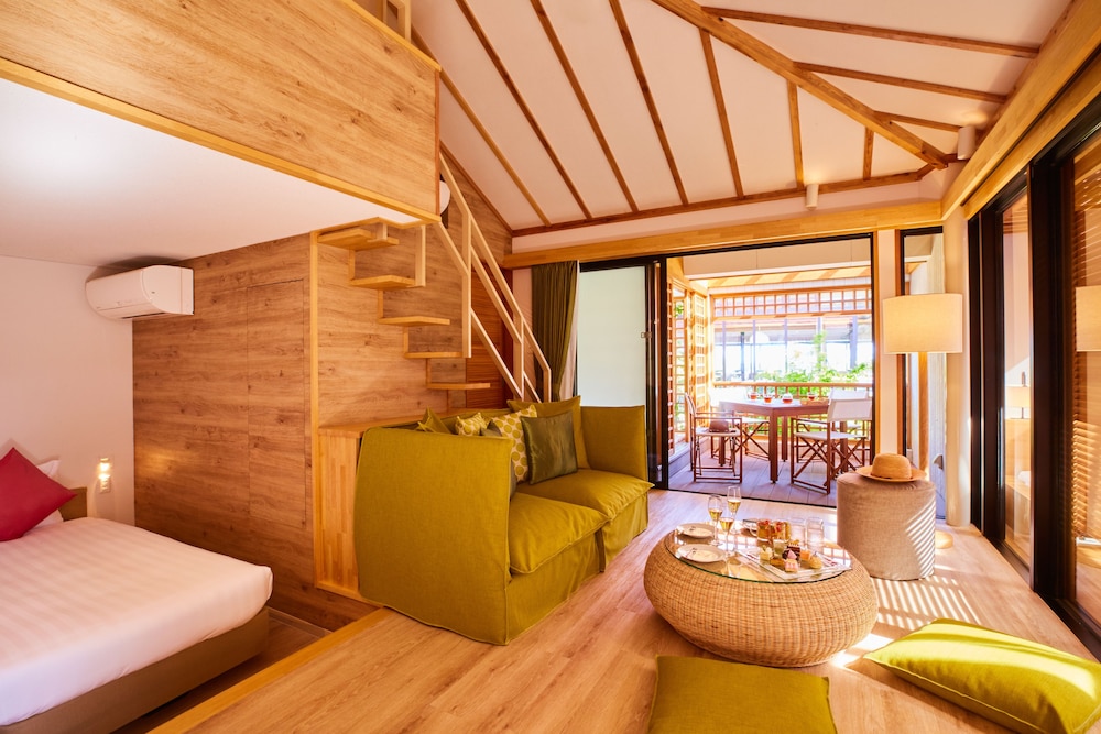 Allamanda Imgya Coral Village 10/50