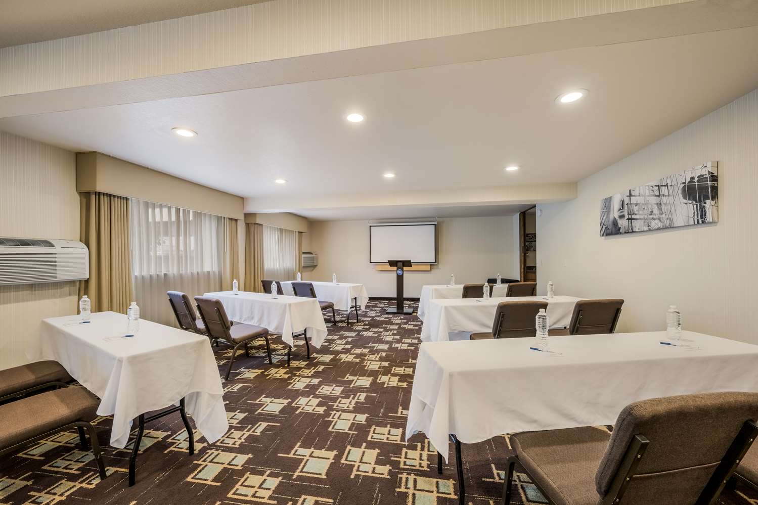 Best Western Alderwood 33/48