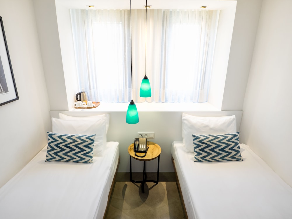 Alilass Hotel 11/36