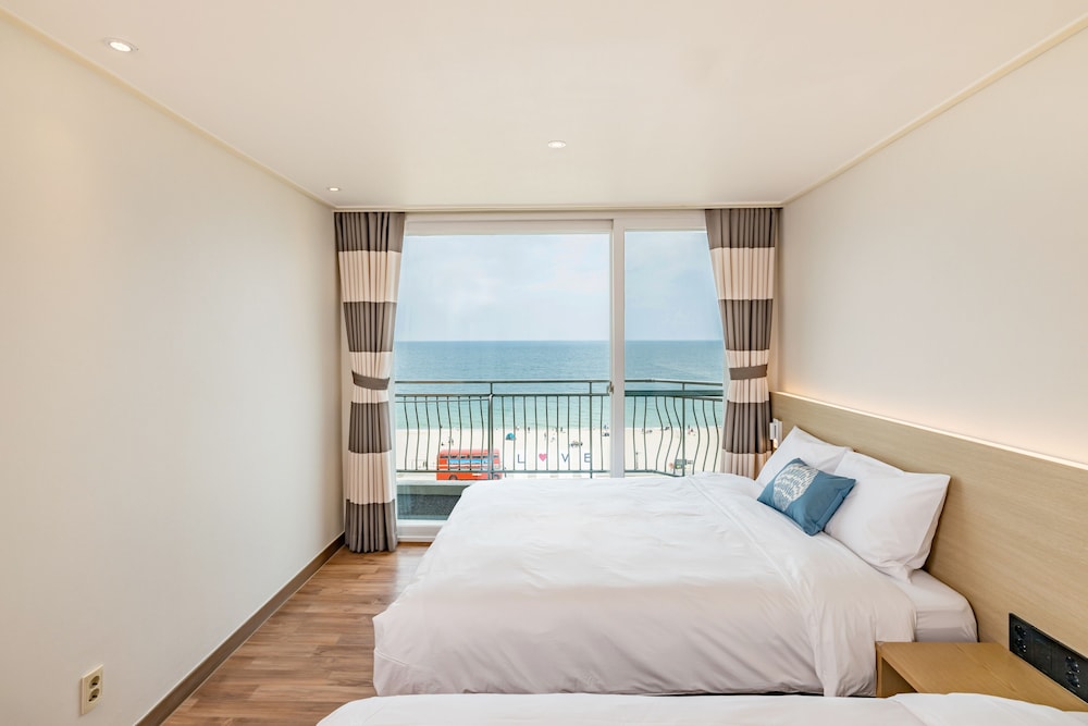 Kensington Resort Seorak Beach 14/49
