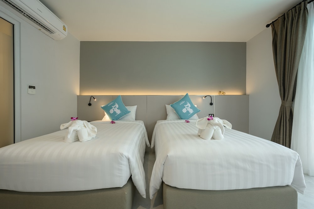 Tour De Phuket Hotel 37/71