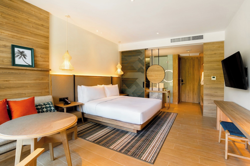 Standard, King Bed, Garden Access, Accessible