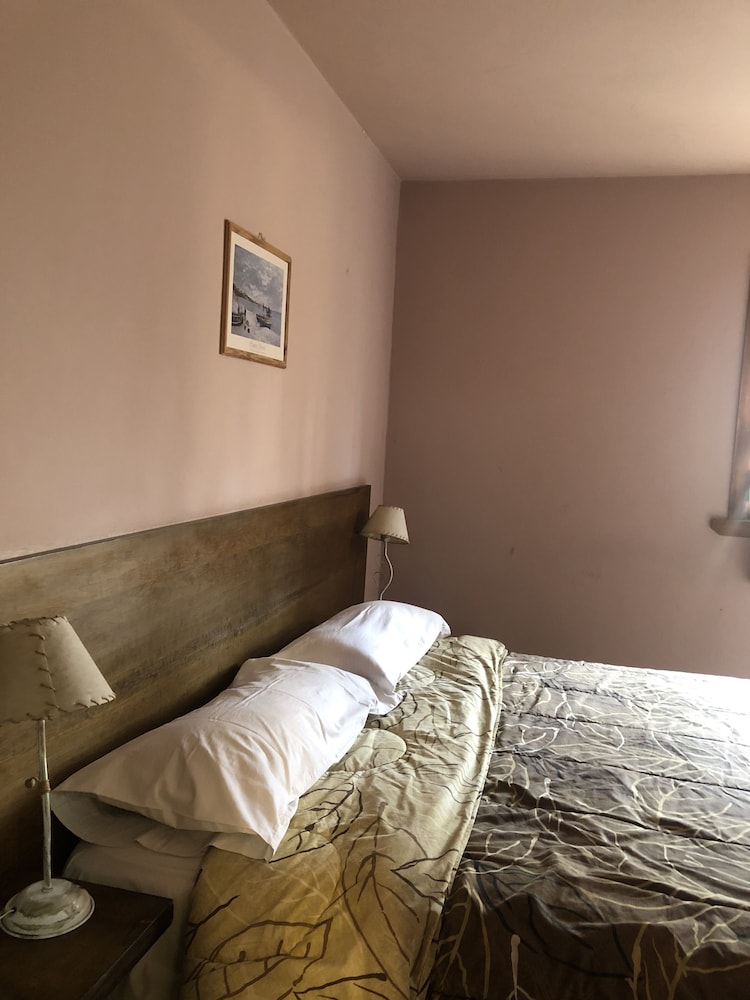 Hosteria Hueney Ruca 12/50