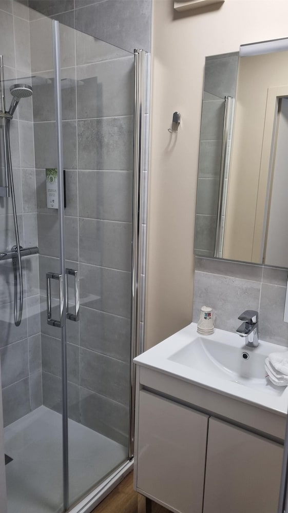 Hotel Kyriad Angouleme Nord Champniers 71/73