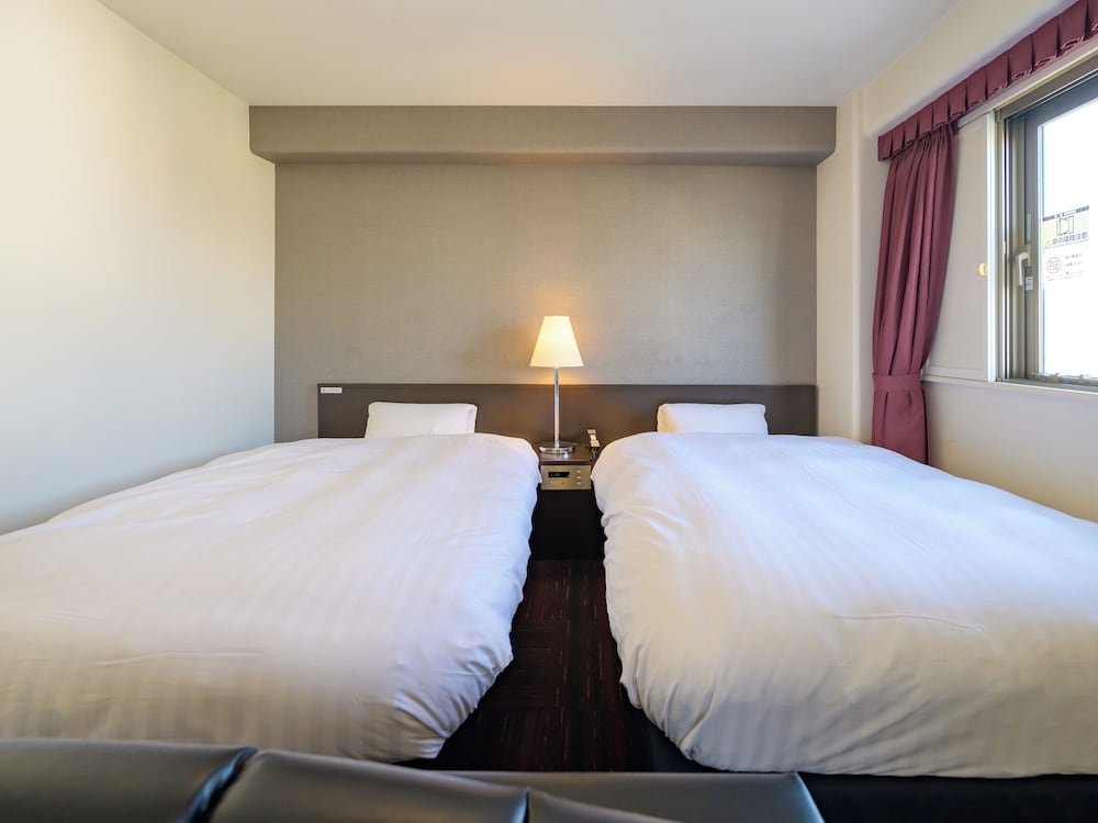 Centre One Hotel Handa 12/50