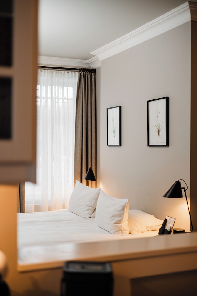 Reykjavik Residence Hotel 25/75