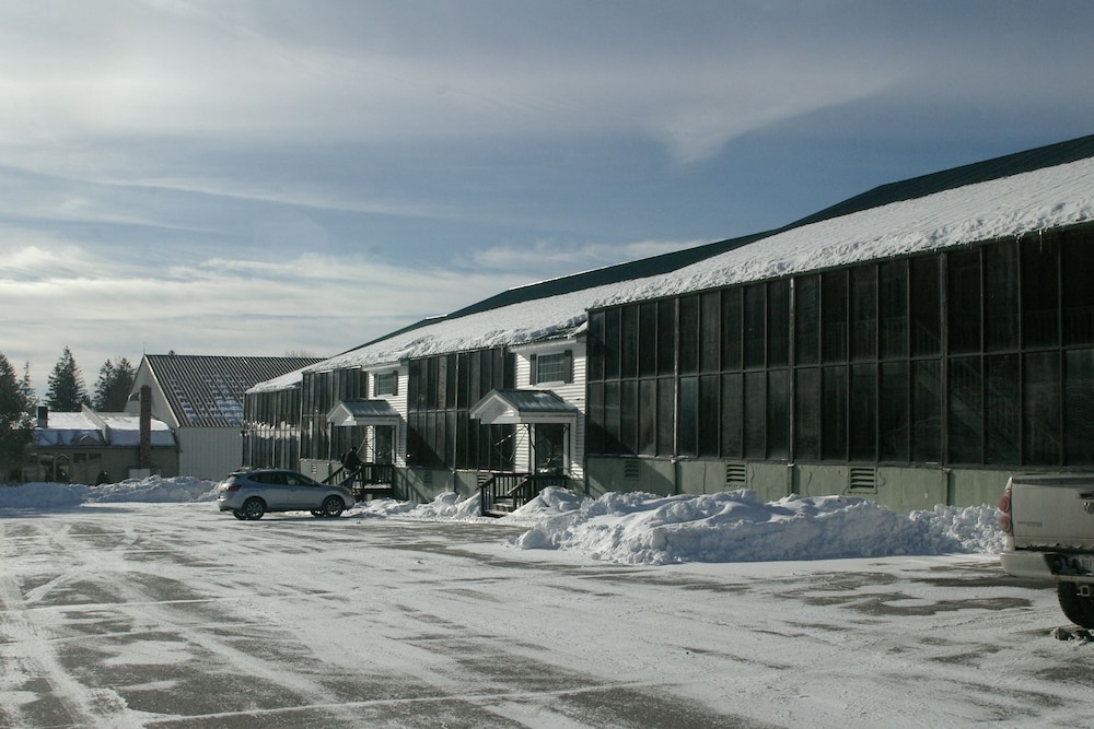 Travelodge By Wyndham Lincoln Near White Mountain 4/53