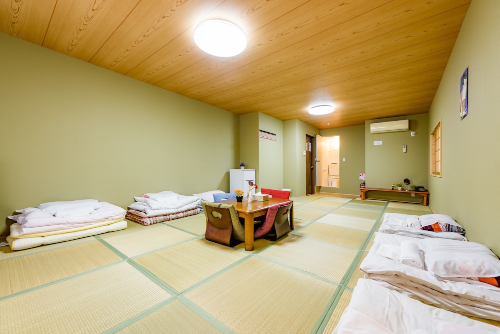 Wafu Ryokan Uehonmachi 4/24