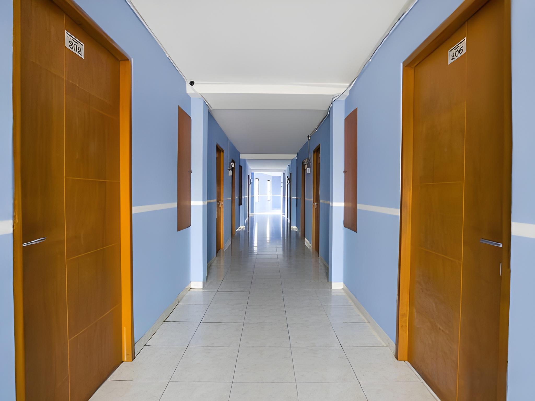 OYO 1272 Grand Garuda Guest House 17/23