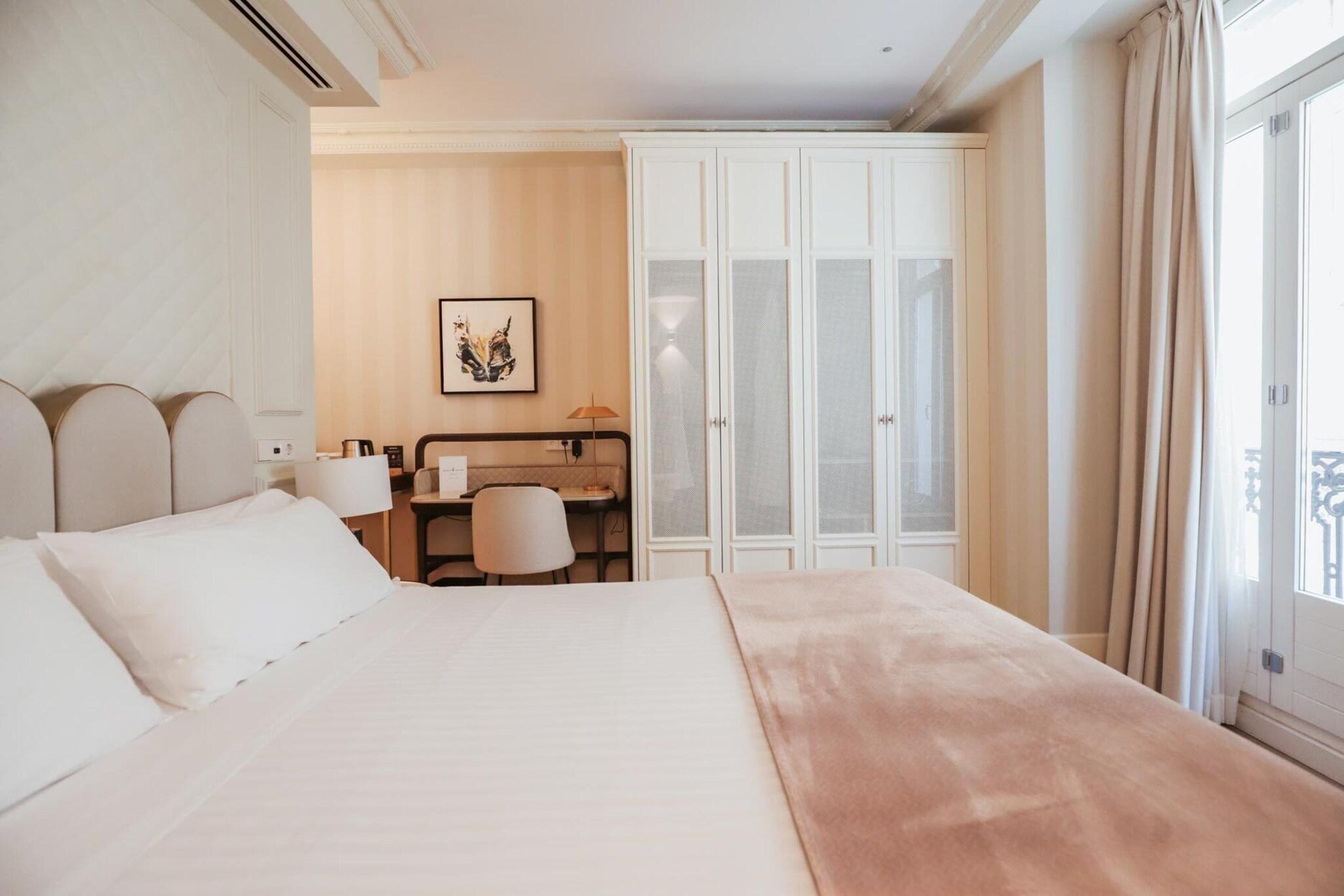 غرفة أساسية بسرير كوين، MYR Palacio Vallier 5/10