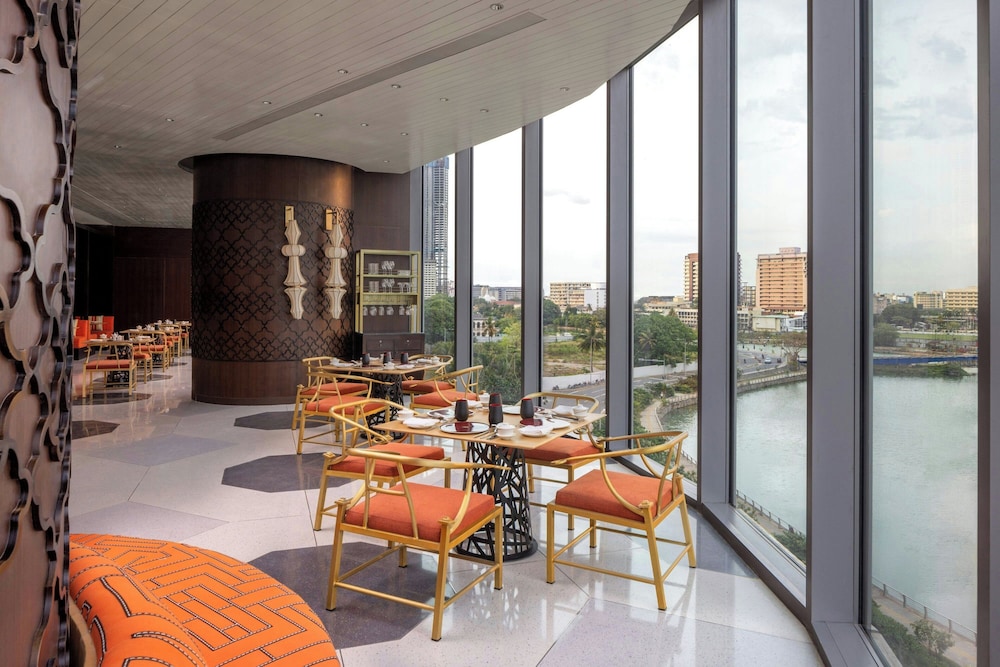 ITC Ratnadipa, a Luxury Collection Hotel, Colombo 62/81