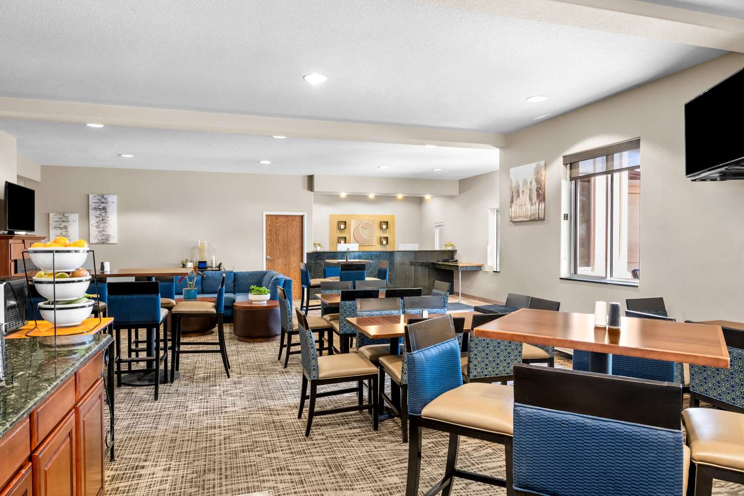 Comfort Inn and Suites Riverton 35/46