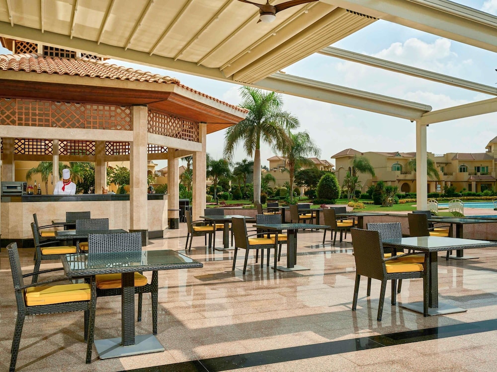 Movenpick Hotel Cairo Media City 35/49