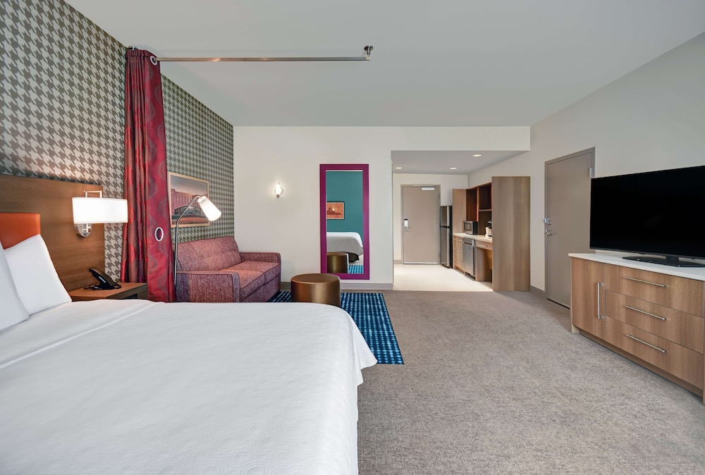 Home2 Suites by Hilton Blacksburg 12/51