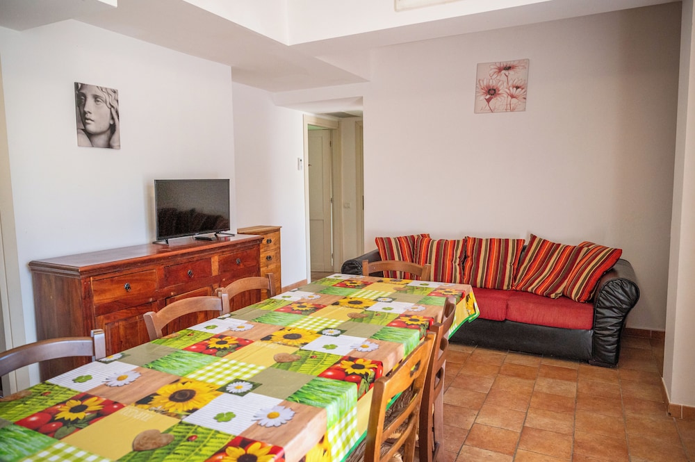 Villaggio Le Querce 50/64