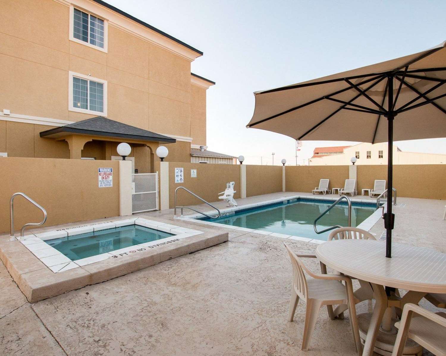 Comfort Suites San Angelo 7/16
