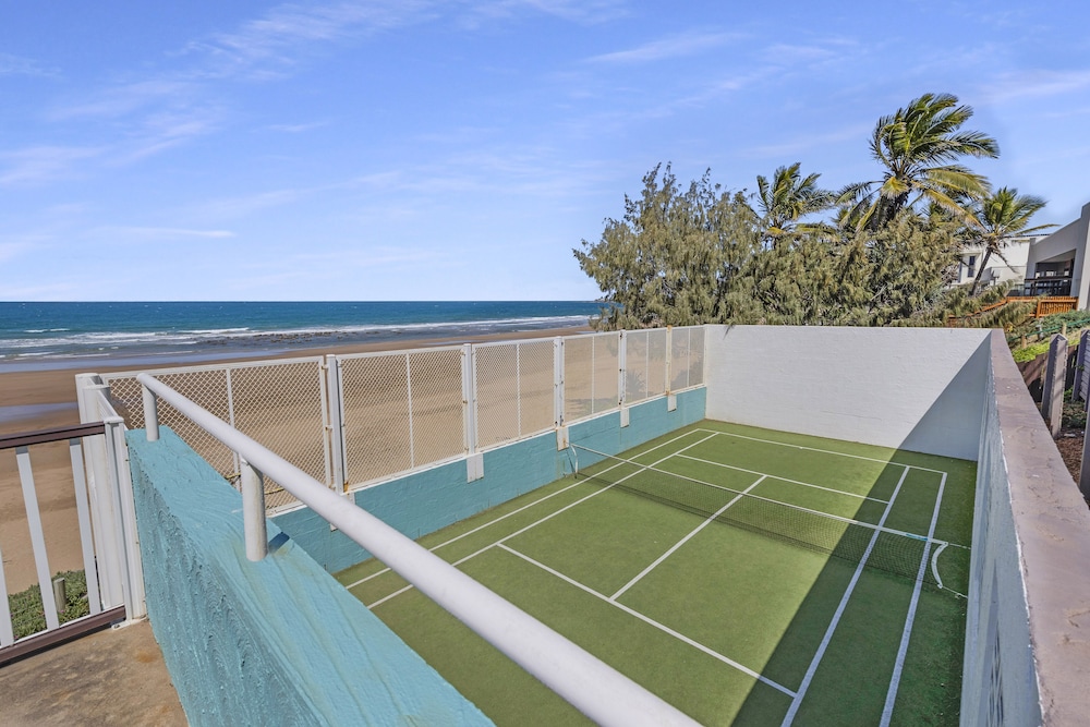 Don Pancho Beach Resort 27/50