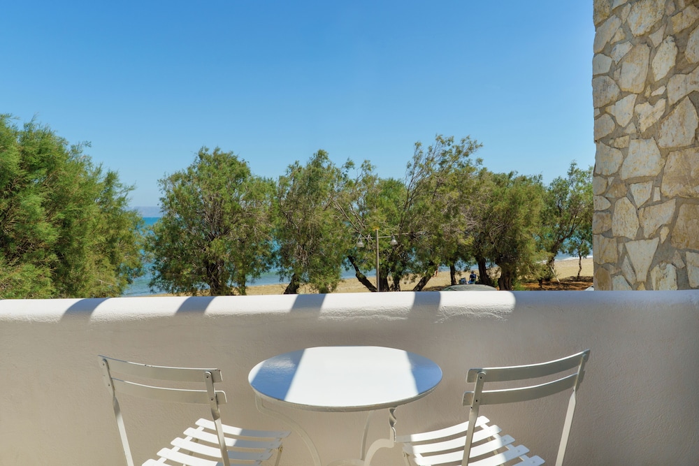 Paros Inn Hotel 31/50