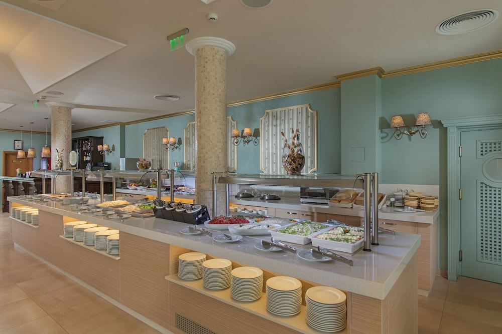 Miramar Hotel 28/50