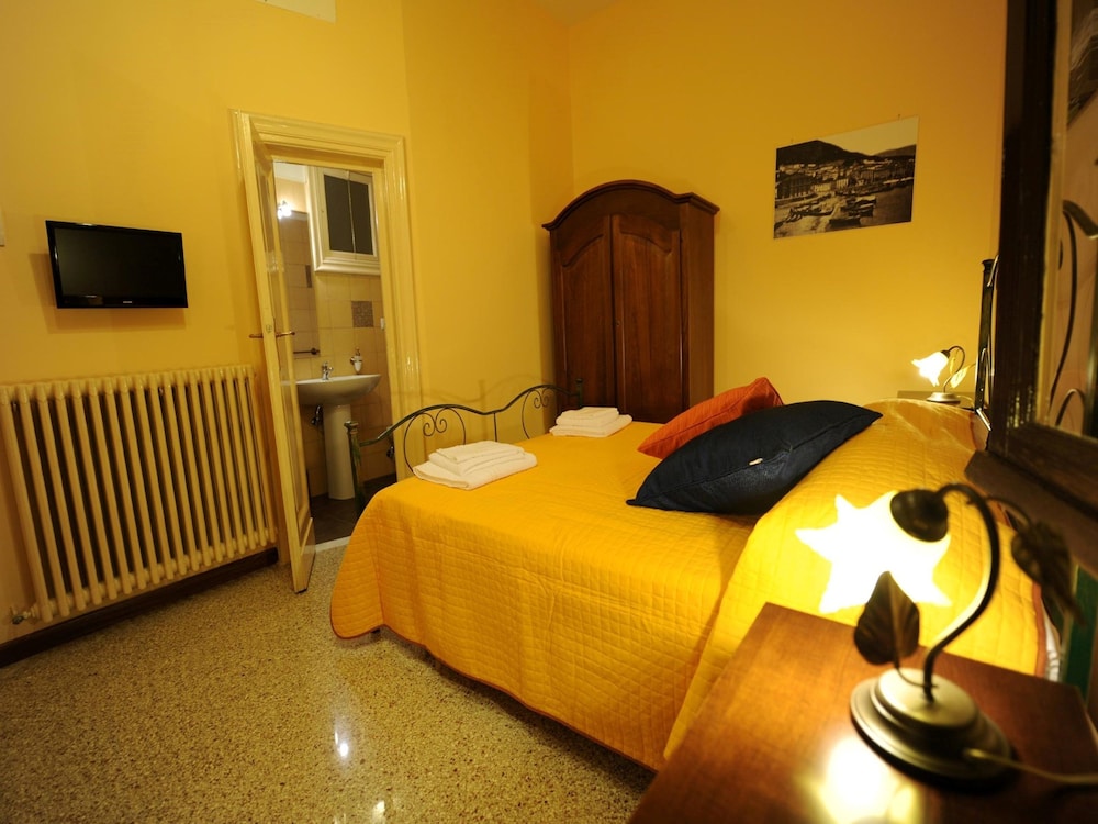 BARONE BED AND BREAKFAST 11/34
