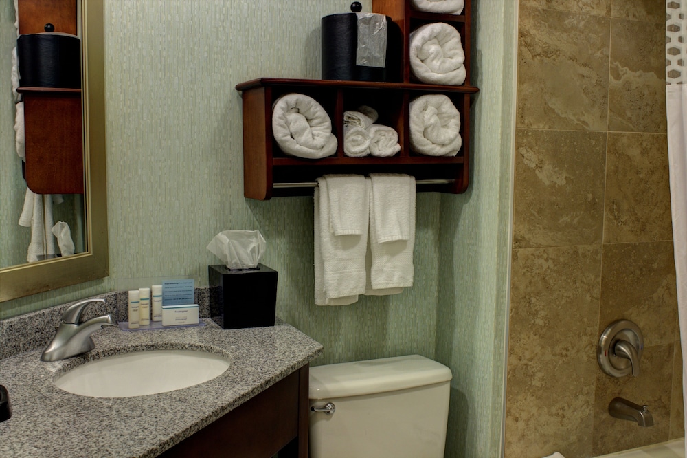 Hampton Inn Daytona Speedway-Airport 48/57