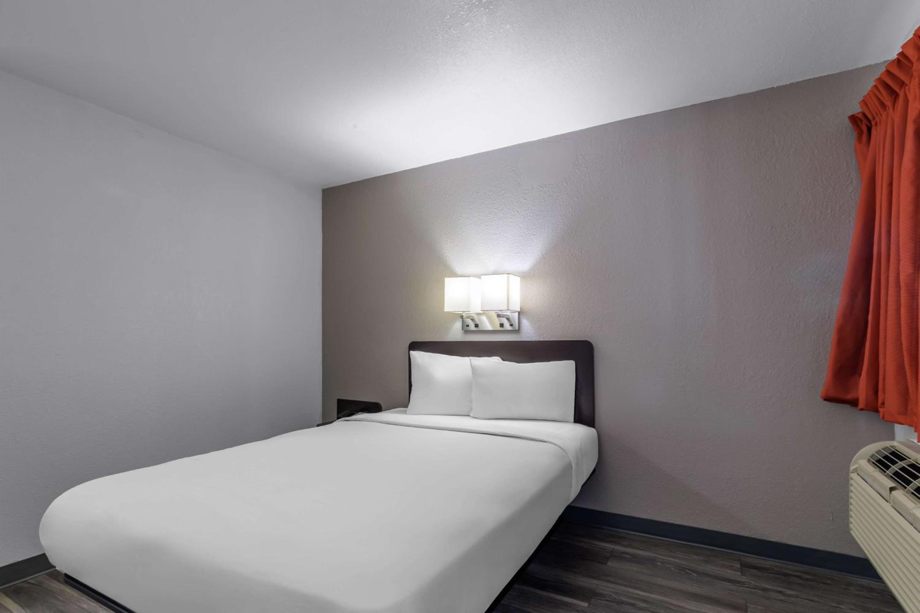 1 Queen Bed - Hearing Accessible، Motel6 Elizabethtown, KY 4/10