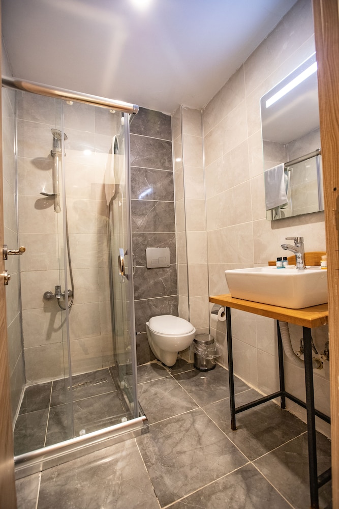 La Pazza Suites 41/50