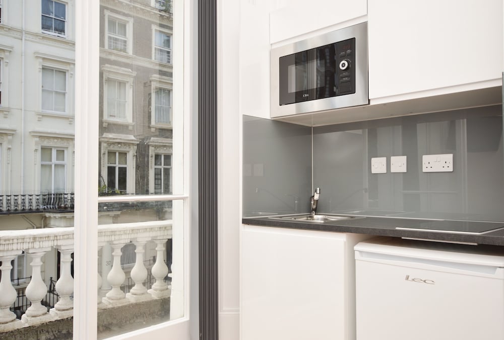 Queensborough Terrace Serviced Apartments 45/50