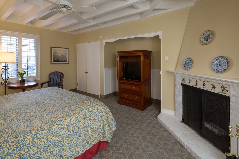 The Normandy Inn 10/56