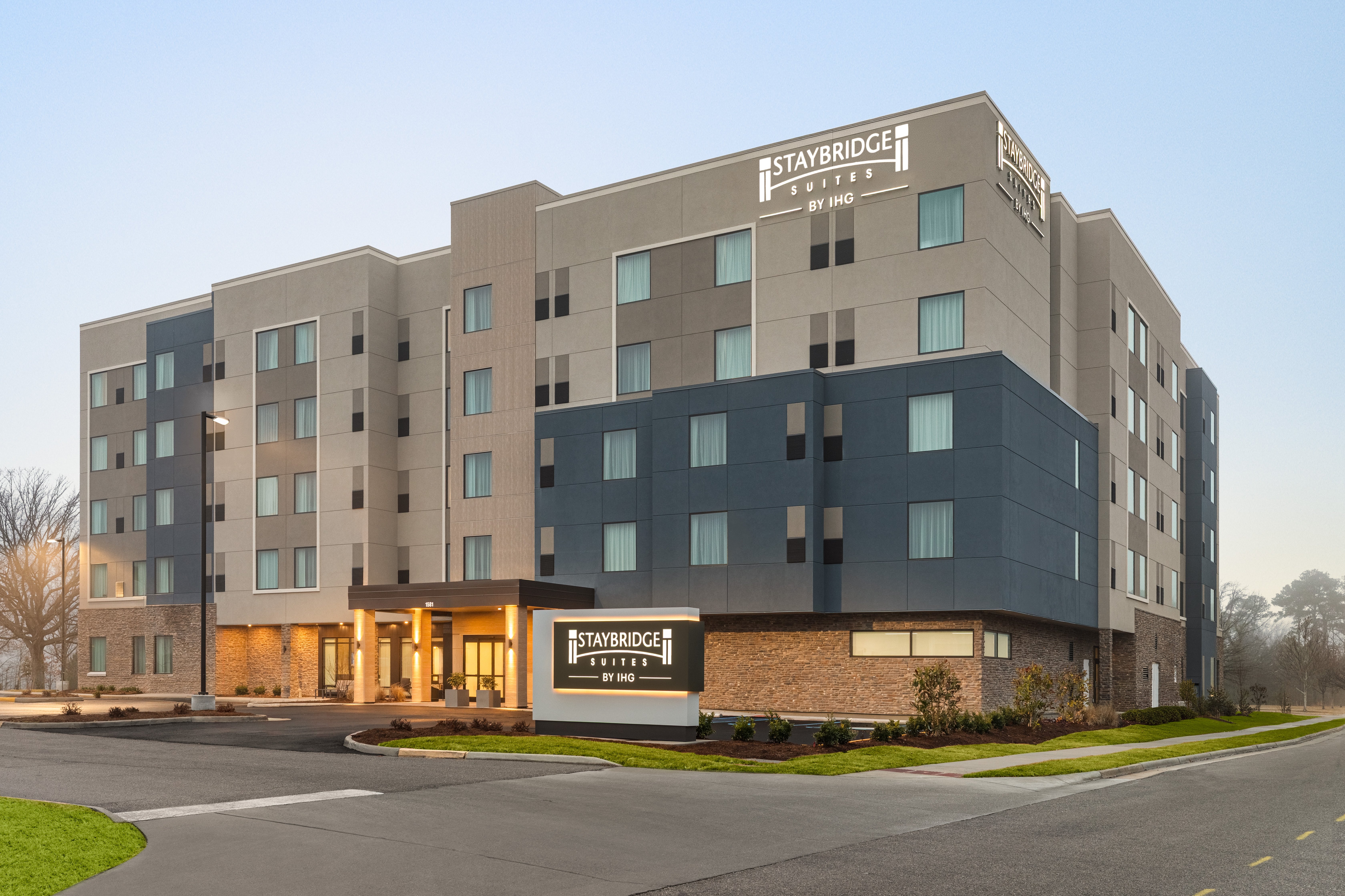 Staybridge Suites Norfolk Airport by IHG 40/43