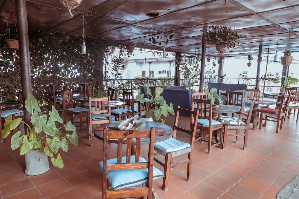 Malindi Boutique 25/41