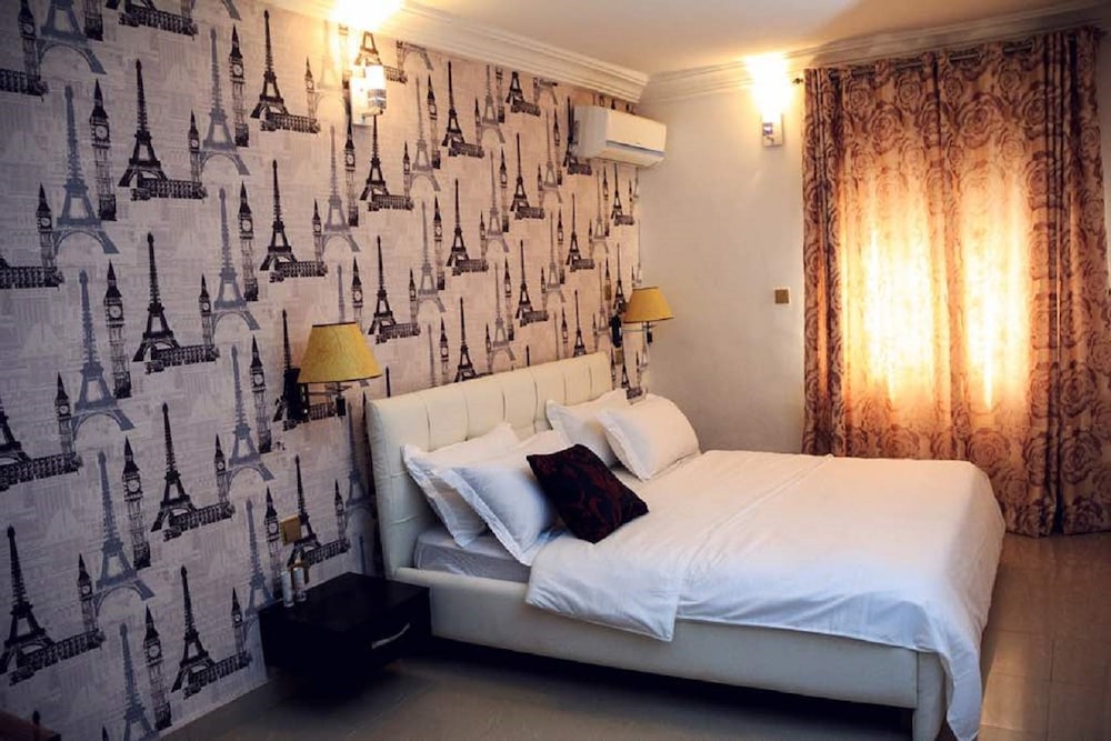 Duchess Hotel And Spa 6/22
