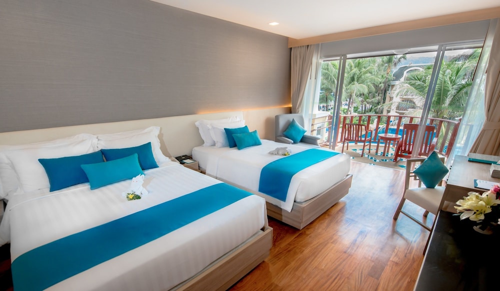 Phuket Graceland Resort & Spa 8/70