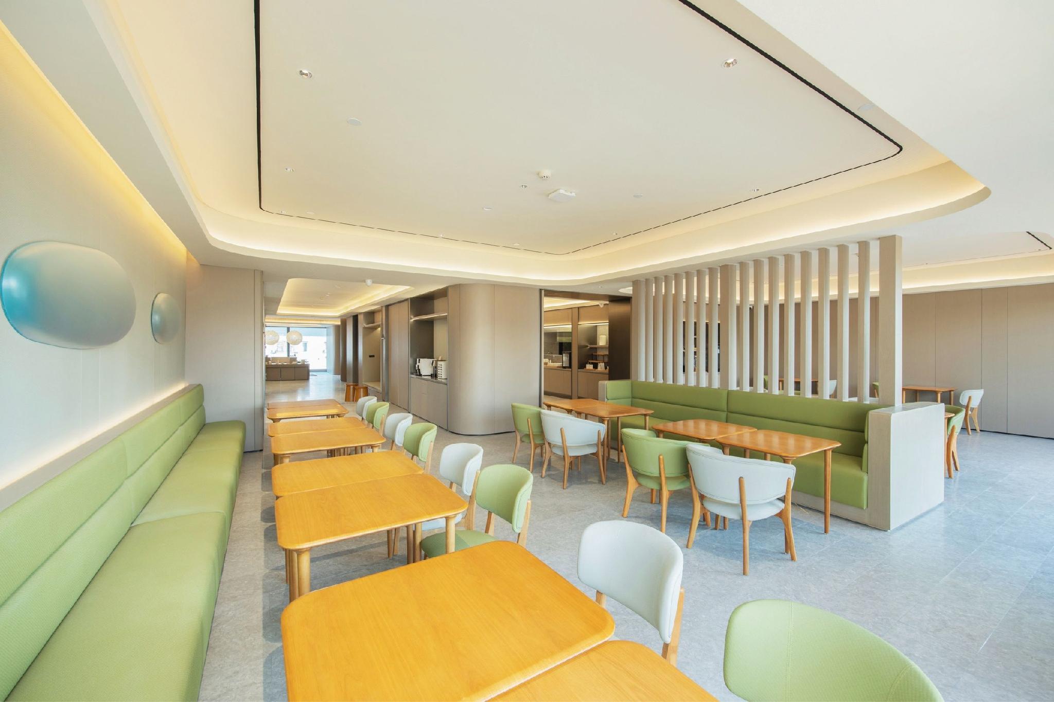 JI Hotel (Guangzhou Tianhe Tiyuxi Road Metro Station) 11/18